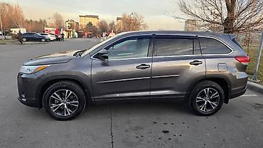 Toyota: Toyota Highlander: 2018 г., 3.5 л, Автомат, Кроссовер — 4