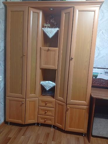 Шкафтар: Дубал шкаф, Жатакана үчүн, Колдонулган — 1