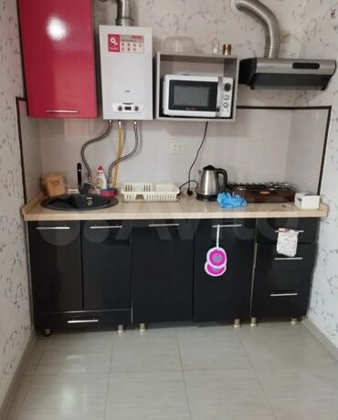 Uzunmüddətli kirayə mənzillər: Salamunaleykum Menzil kiraye verilir öz menzilimdir iki mertebelidir — 4