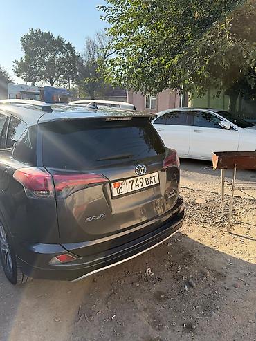 Продажа авто: Toyota RAV4: 2016 г., Гибрид, Кроссовер — 9