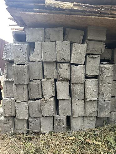 цементные блоки: Шлакоблок/бетонные блоки (пустотелые и полнотелые), серые — 2