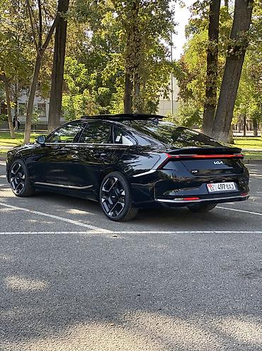 корея кореец: Kia K8: 2025 г., 2.5 л, Автомат, Бензин, Седан — 3