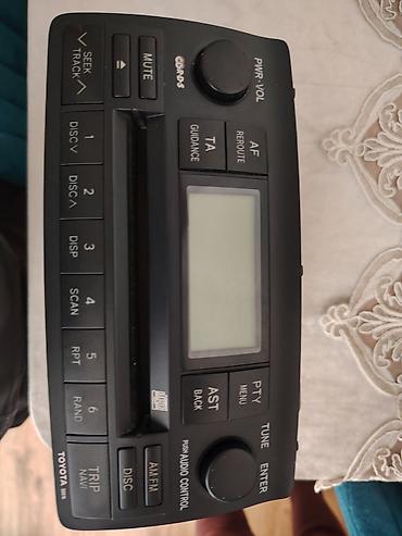 et çeken maşın: Toyota Corolla 2005 zavod monitoru/ Origanal Maqintofon - İşlək — 4