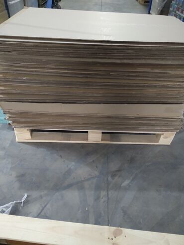 Digər tikinti materialları: Salam Satişda Karton listlər var 1 ədədi 90 qəpikdir,Evdə və binalarda — 3