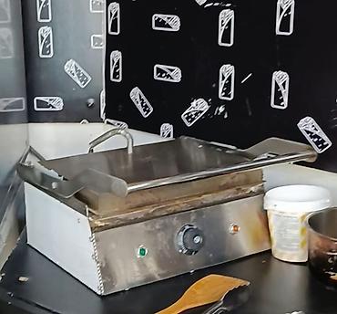 etceken: Fast-food/şaurma üçün peşəkar mətbəx avadanlıqları paketi Tərkib: - — 8