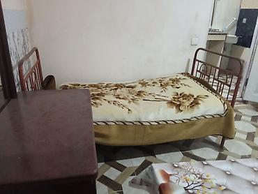 Otaqlar: Kirayə üçün 1 otaqlı, mebellə təchiz olunmuş yaşayış sahəsi. Yalnız — 4