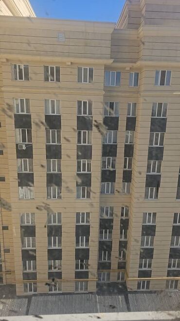 алтын ордо сдаю квартиру: 1 комната, 59 м², Элитка, 1 этаж, ПСО (под самоотделку)