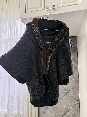 north face az: Vintage üst geyimi yalnız 1dəfə geyinilib Razmer standart Qiymət :15 — 2