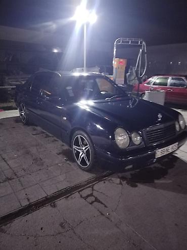 мерседес 190 кабан: Mercedes-Benz E-Class W210 sedan tünd göy rəng - Mühərrik: dizel 2.2 — 1