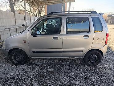 Suzuki: Suzuki Wagon R: 2006 г., 1.3 л, Механика, Бензин, Кроссовер — 7