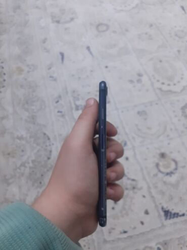 Apple iPhone: IPhone 7, 32 GB, Black Titanium — 9