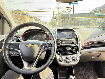 Chevrolet: Chevrolet Spark: 2016 г., 1 л, Вариатор, Бензин, Хэтчбэк — 5
