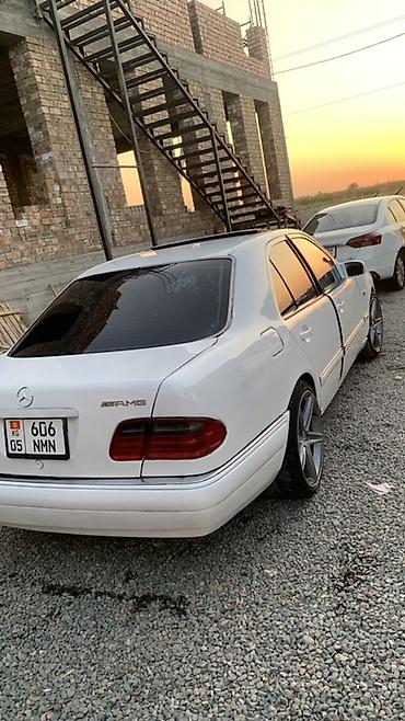 m5 e60: Mercedes-Benz E-Class: 1995 г., 2.3 л, Механика, Бензин, Седан — 2