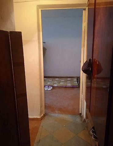 Продажа квартир: 2 комнаты, 43 м², Бишкек Парк ТРЦ Индивидуалка, 3 этаж, Старый ремонт — 5