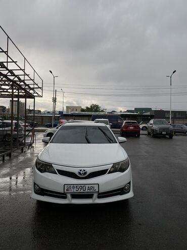 срочная продажа авто по низким ценам: Toyota Camry: 2014 г., 2.5 л, Автоматические, Бензин, Седан