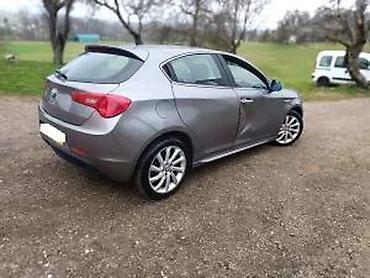 Auto delovi, gume i tjuning: Alfa Romeo Giulietta kompletan auto u delovima. Alfa Romeo Giulietta — 5