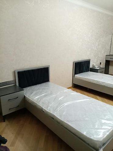 Yataq otağı dəstləri: Klassik üslubda mebel dəsti - Geniş qarderob: 6 qapılı, iki tam — 24