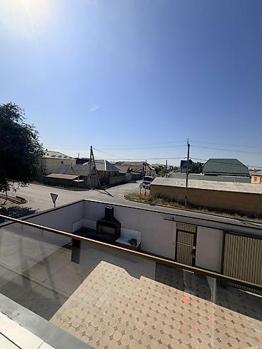Үйлөр: 🏡 ПРОДАЁТСЯ ТАУНХАУС С НОВЫМ РЕМОНТОМ! 📍 ж/м Кара-Жыгач, ул — 3