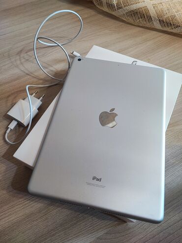 ноутбуки apple цена в бишкеке: Планшет, Apple, память 64 ГБ, 10" - 11", Wi-Fi, Б/у, цвет - Серебристый