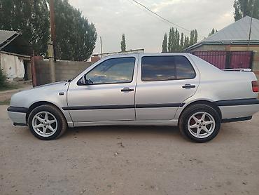 wolksvagen vento: Volkswagen Vento: 1992 г., 1.8 л, Механика, Бензин, Седан — 4