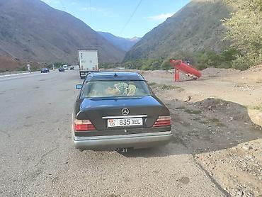 Транспорт: Mercedes-Benz W124: 1994 г., 2.2 л, Механика, Бензин, Седан — 5