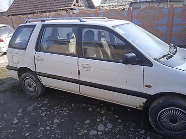 Mitsubishi Space Wagon: 1992 г., Механика, Бензин, Минивэн