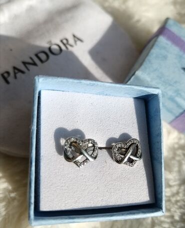 guess mindjuse cena: Minđuše na šraf, Pandora, Materijal: Srebro