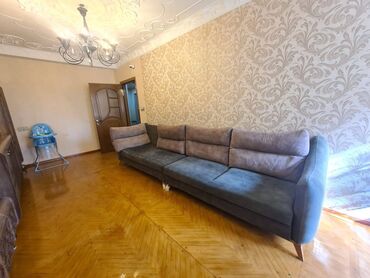 Köhnə tikili: Bakı, 3 otaqlı, Köhnə tikili, m. Qara Qarayev, 72 kv. m — 3