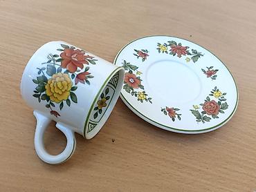Umetnost i kolekcionarstvo: Lux Šolja za kafu sa tacnom Villeroy & Boch Skupocena, Vrhunski — 3