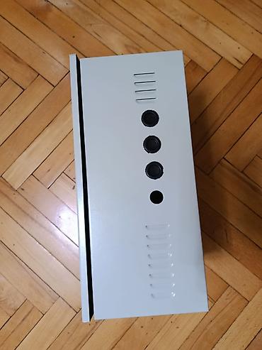 4 luk kabel: Metal kabinet – UPS/qida bloku üçün divardan asılan korpus - — 3