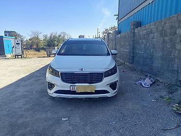 машина аварийный: Kia Carnival: 2018 г., 2.2 л, Автомат, Дизель, Минивэн — 3