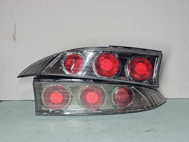 Стоп-сигналы: Комплект стоп-сигналов Mitsubishi 1996 г., Б/у — 2