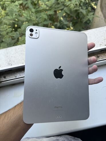 Планшеты: Планшет, Apple, память 256 ГБ, 11" - 12", Wi-Fi, Б/у, Классический цвет - Белый