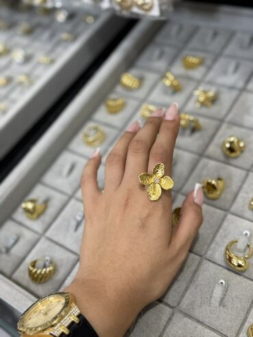 Bijuteriya dəstləri: Qadın bəzək aksesuarları – geniş seçim Məhsullar: - Qızılı tonlarda — 151