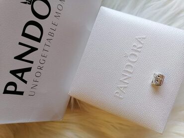 Privesci za nakit: Pandora privesci
1200 komad
Saljemo postexpresom na lalafo.rs — 12 Privesci za nakit: Pandora privesci
1200 komad
Saljemo postexpresom — 12