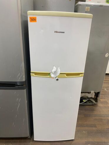 Divanlar: İşlənmiş 2 qapılı Hisense Soyuducu Satılır