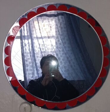 зеркало душ: 1. Зеркало Круглое в диамет 60см -1300с. 2.Зеркало овальное размер