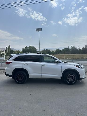 ли 7 машина цена: Toyota Highlander: 2017 г., 3.5 л, Автомат, Бензин, Кроссовер — 3