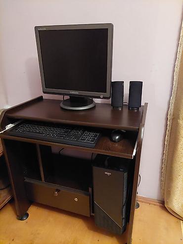 Masaüstü kompüterlər və iş stansiyaları: Komplekt stolüstü kompüter dəsti Tərkib: - Samsung SyncMaster 931bw — 2