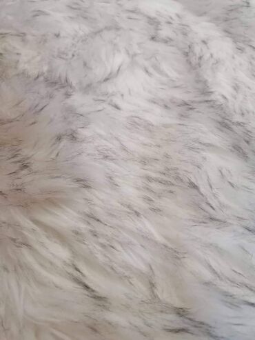 Tepisi i prostirke: Tepih — 6