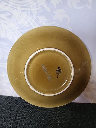 Ostali antikviteti: Dekorativni tanjir 1920 do 1950g.original nemacka majolika. Deko — 2