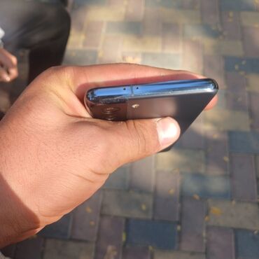 ноутбуки microsoft: Samsung Galaxy S21, түсү - Боз