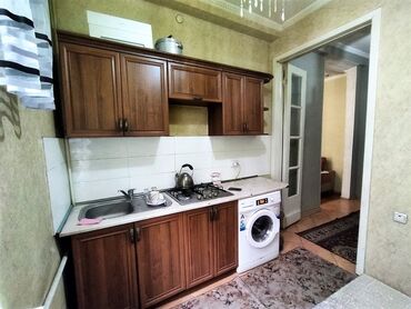 Продажа квартир: 2 комнаты, 58 м², Сталинка, 2 этаж, Старый ремонт