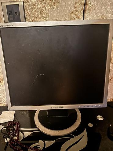 iphona 14: Samsung SyncMaster 740N LCD monitor - Ekran: 17 düym, kvadrat (5:4) — 5