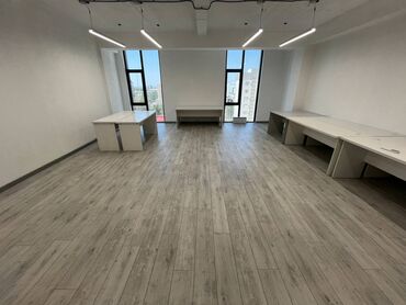 музыкальная карусель: Сдаю Офис, 52 м², В бизнес центре