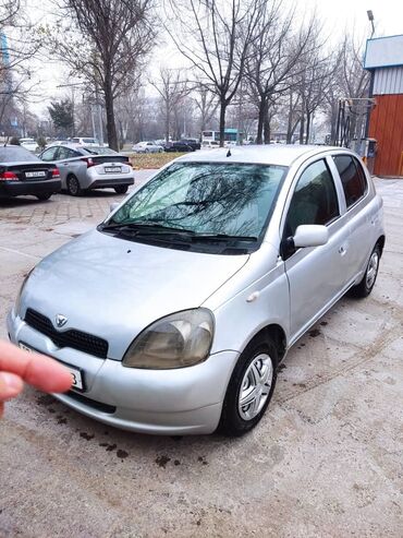 Toyota: Toyota Vitz: 2001 г., 1 л, Автомат, Бензин, Хетчбек