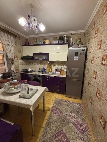 Həyət evləri və villaların satışı: İki mərtəbəli həyət evi - Ümumi plan: 2 mərtəbə, balkonlu fasad — 22