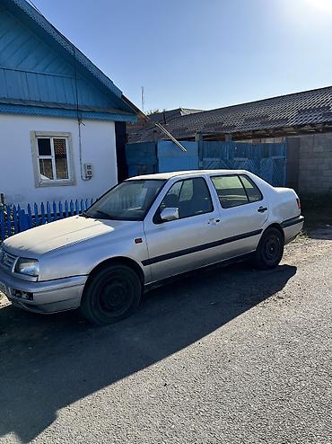 вента 1 8: Volkswagen Vento: 1991 г., 1.6 л, Механика, Бензин, Седан — 2