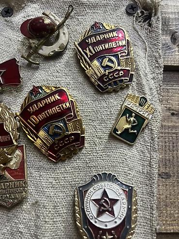 loto satisi: SSR dövrünə aid orden və medallar kolleksiyası bir ədədi 180 azna — 6