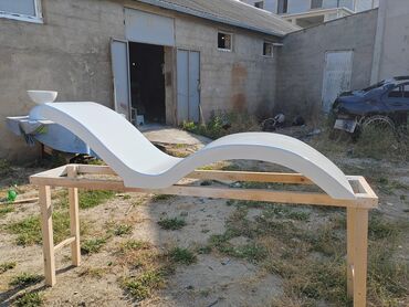 Lejankalar, şezlonqlar: Şezlong 
Lejenka. 
Hovuz içi özel tasarım — 4